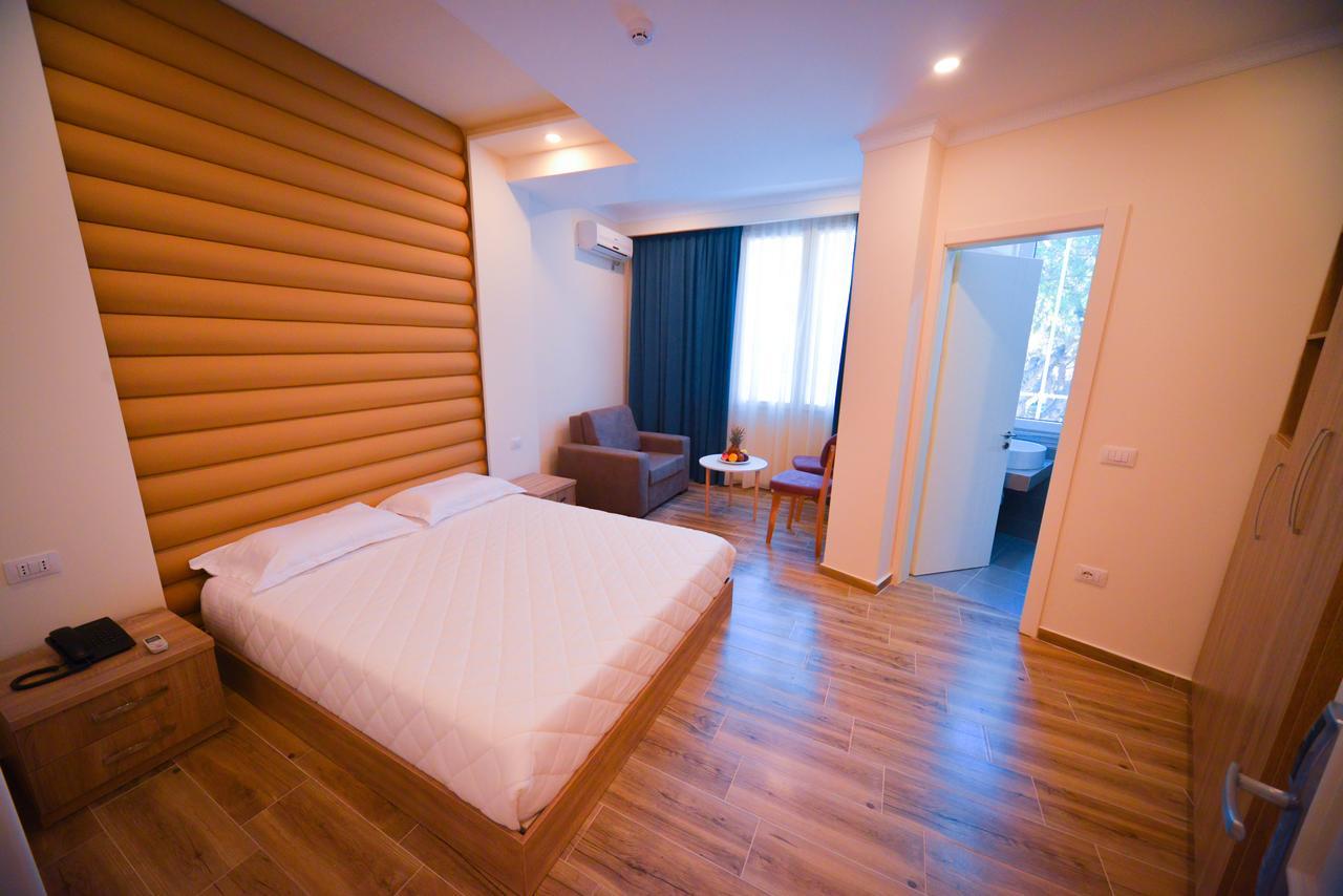 Hotel Elesio Golem  Zewnętrze zdjęcie
