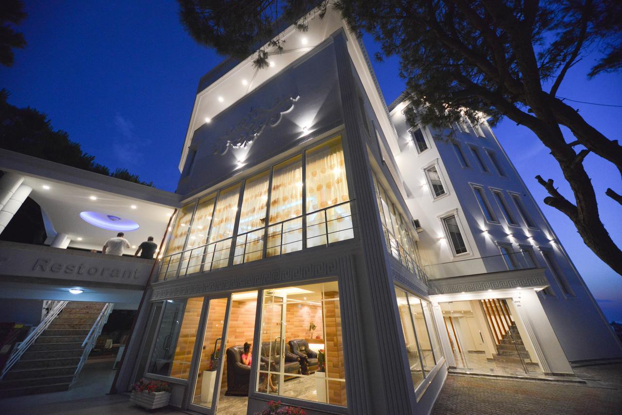 Hotel Elesio Golem  Zewnętrze zdjęcie