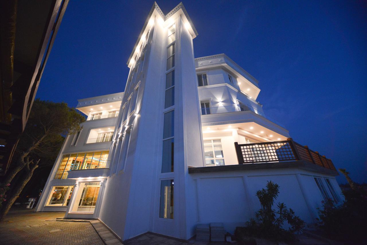Hotel Elesio Golem  Zewnętrze zdjęcie