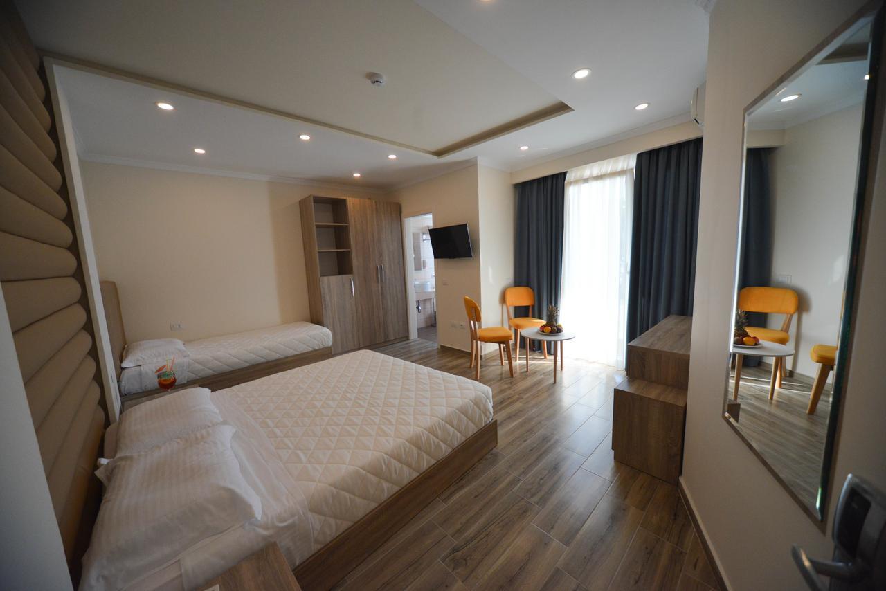 Hotel Elesio Golem  Zewnętrze zdjęcie